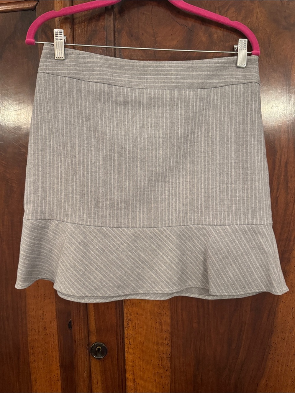 Banana Republic Gray Pinstripe Flounce Hem Skirt